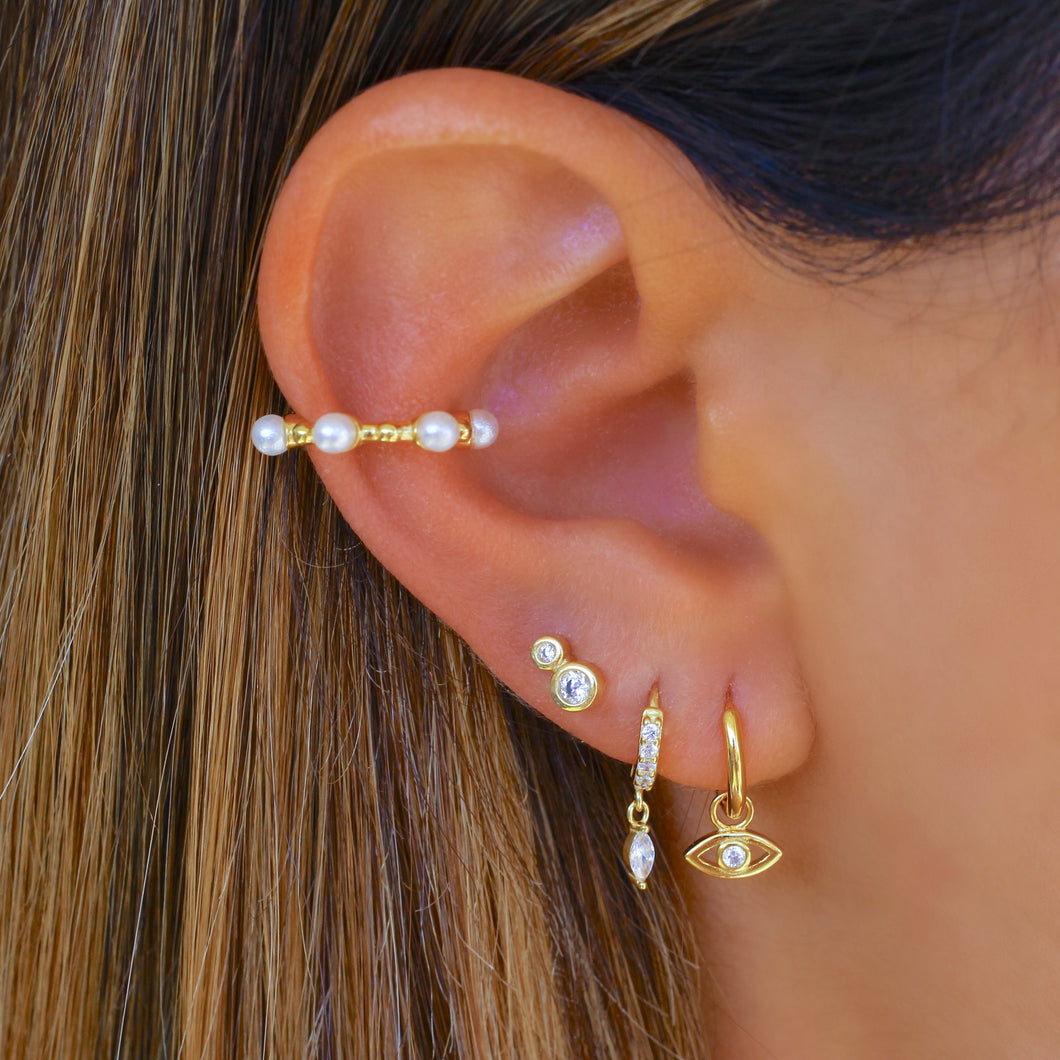 Ear cuff dorado 6 perlitas / 1 pieza